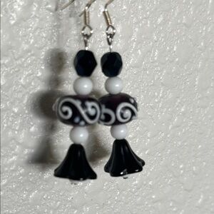 Black and White Dangle Earrings with Swirling Pattern -Vintage